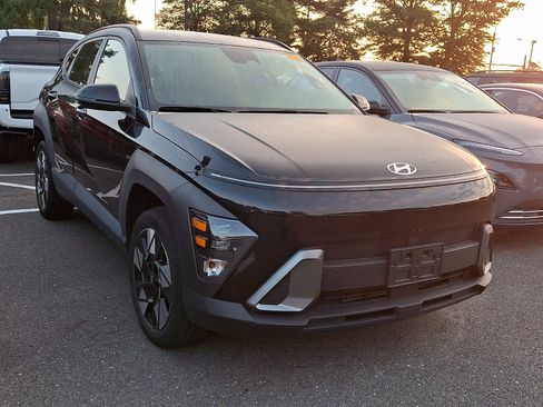 Used 2024 Hyundai Kona SEL AWD/4WD image 5