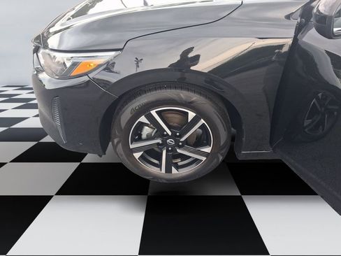 Used 2024 Nissan Sentra SV FWD image 14