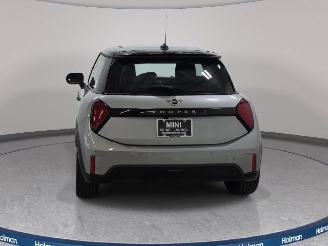 Used 2026 MINI Cooper S FWD image 7