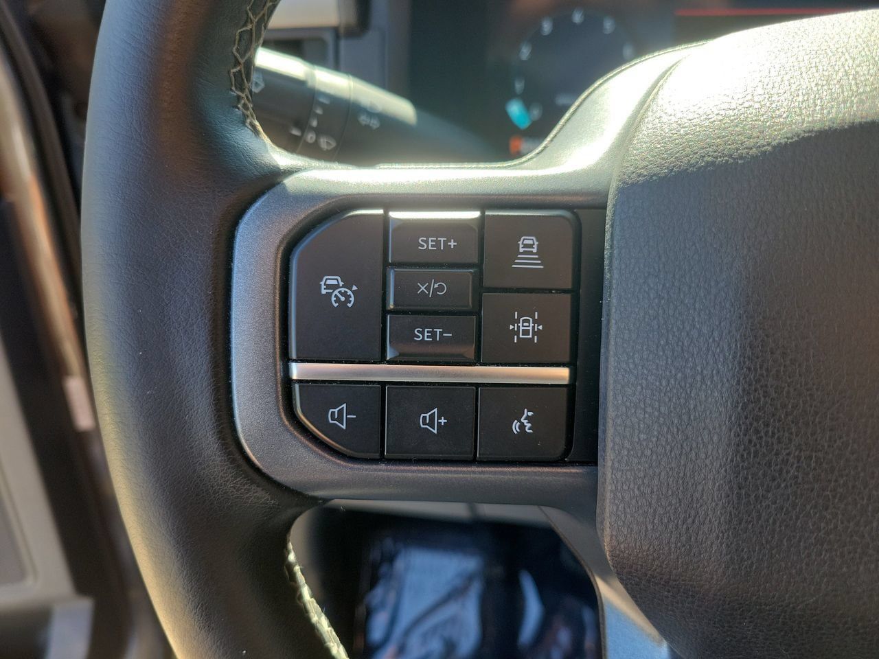 Used 2024 Ford F150 XLT w/ Equipment Group 302A MID AWD/4WD image 18