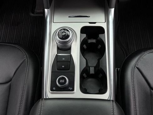 Used 2023 Ford Explorer Limited w/ Hybrid Equipment Group 310A AWD/4WD image 29