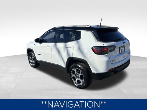 Used 2022 Jeep Compass Trailhawk w/ Trailhawk Elite Group image 11