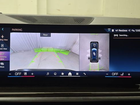 Used 2024 BMW X7 xDrive40i AWD/4WD image 19