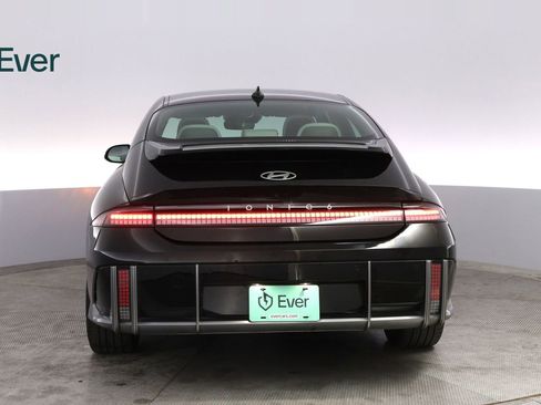 Used 2024 Hyundai Ioniq 6 SEL image 15