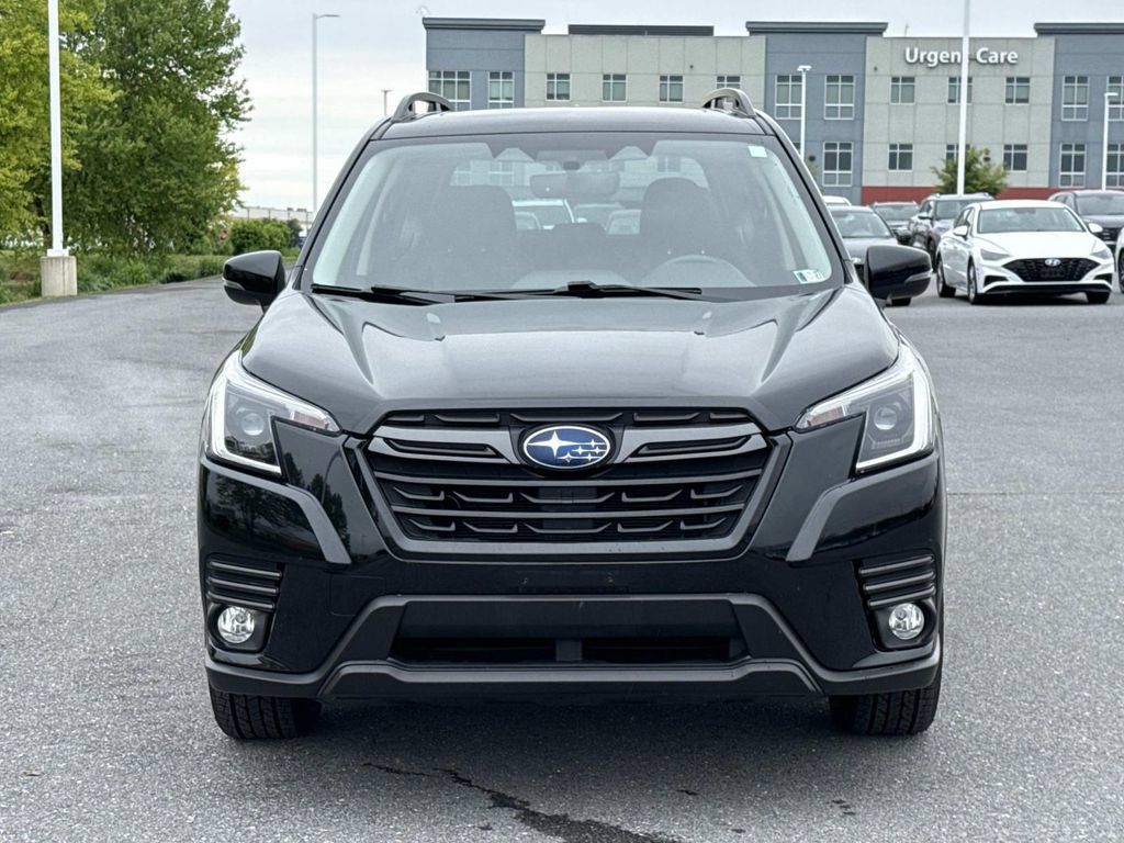 Used 2023 Subaru Forester Limited AWD/4WD image 29