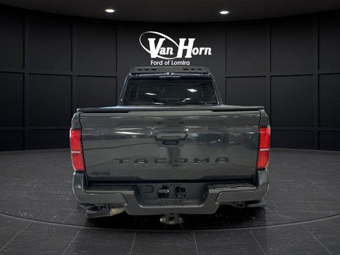 Used 2024 Toyota Tacoma TRD Sport w/ TRD Sport Premium Package image 13