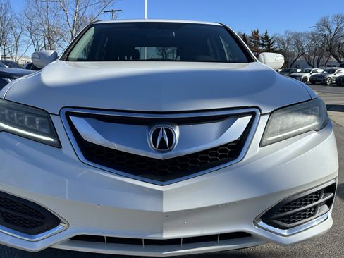 Used 2017 Acura RDX AWD image 3