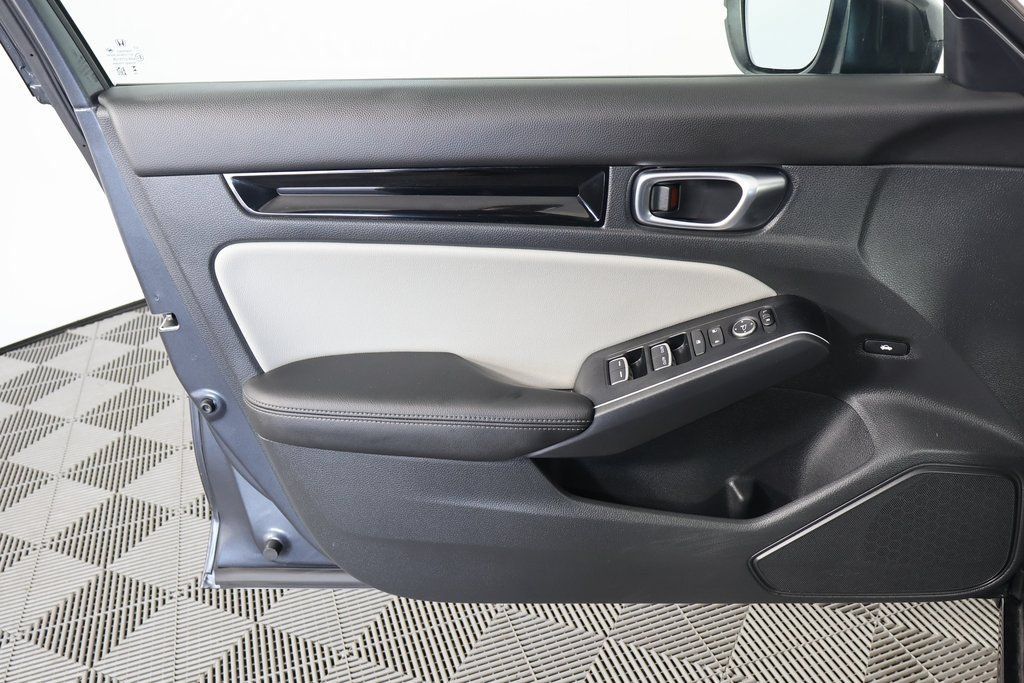 Used 2025 Honda Civic Sport Touring image 12