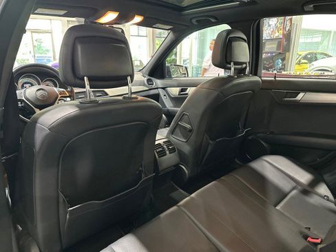 Used 2013 Mercedes-Benz C 250 Sedan image 36