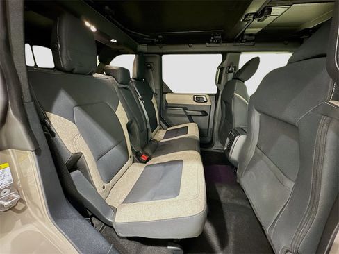 Used 2025 Ford Bronco Big Bend image 28