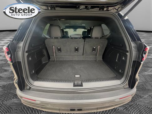 Certified 2024 GMC Acadia AT4 AWD/4WD image 18