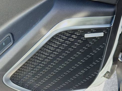 Used 2025 Buick Enclave Preferred FWD image 23