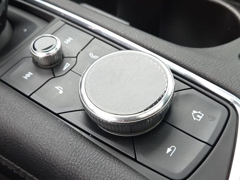 Used 2022 Cadillac XT5 Sportv w/ Technology Package image 27