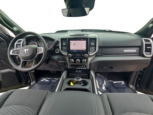 New 2026 RAM 2500 Big Horn AWD/4WD image 9