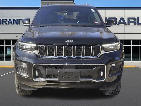 Used 2024 Jeep Grand Cherokee Overland w/ Luxury Tech Group IV image 5