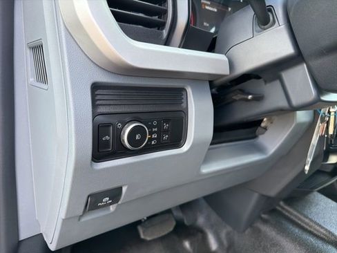 New 2026 Ford F250 XL w/ XL Chrome Package image 45