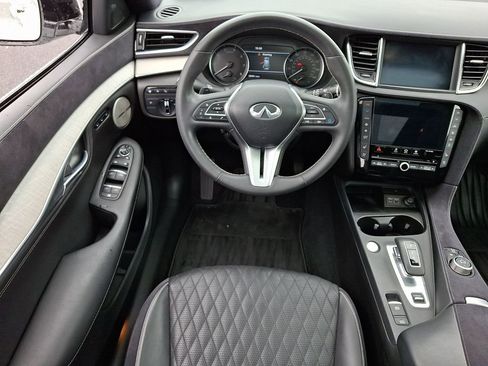 Used 2023 INFINITI QX50 Autograph AWD/4WD image 11