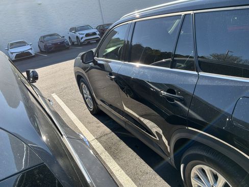 Used 2024 Toyota Grand Highlander XLE image 9