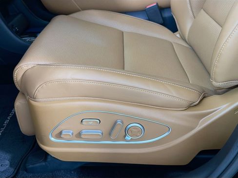 Used 2026 Hyundai Palisade Calligraphy image 23