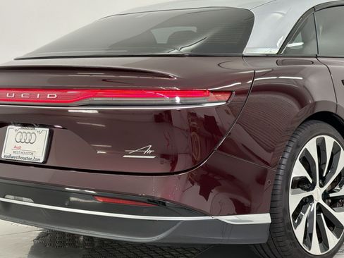 Used 2022 Lucid Air Grand Touring AWD/4WD image 12
