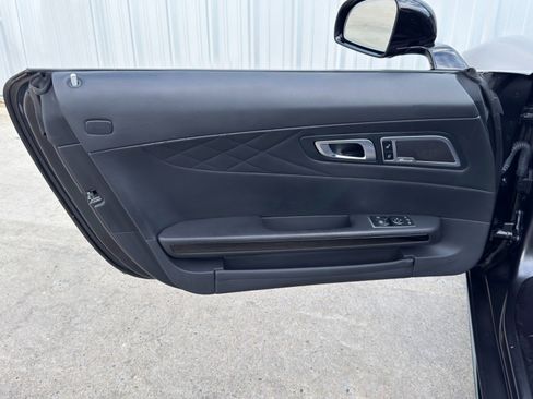 Used 2021 Mercedes-Benz AMG GT Roadster w/ AMG Stealth Edition image 49