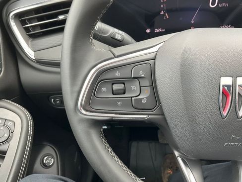 Used 2025 Buick Encore GX Avenir w/ Avenir Technology Package AWD/4WD image 5