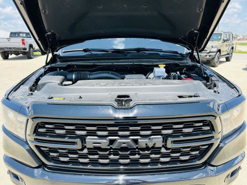 Used 2024 RAM 1500 Big Horn AWD/4WD image 42