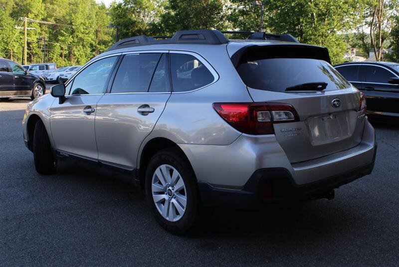 Used 2019 Subaru Outback 2.5i Premium AWD/4WD image 3