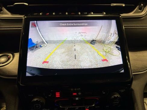 Used 2021 Jeep Grand Cherokee L Limited image 17