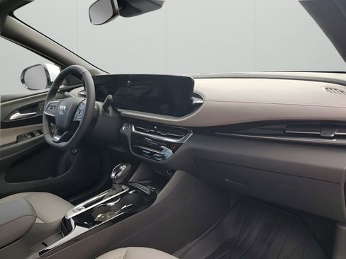 New 2026 Buick Envista Avenir image 14