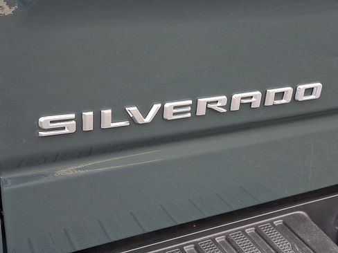 Used 2025 Chevrolet Silverado 1500 LT AWD/4WD image 28