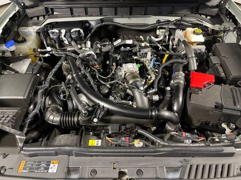 Used 2022 Ford Bronco Wildtrak AWD/4WD image 9