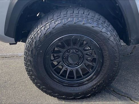 Used 2020 Toyota Tacoma TRD Off-Road w/ TRD Premium Off Road Package image 12