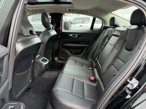 Used 2020 Volvo S60 T5 Momentum w/ Protection Package Premier image 18