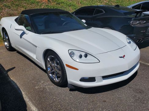 Used 2009 Chevrolet Corvette Convertible w/ Preferred Equipment Group image 3
