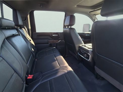 Used 2020 GMC Sierra 2500 Denali w/ Denali Ultimate Package image 18