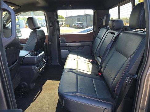 Used 2022 Ford F150 Lariat AWD/4WD image 5