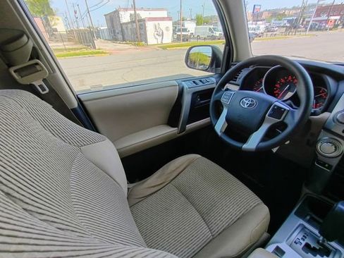 Used 2013 Toyota 4Runner SR5 image 29