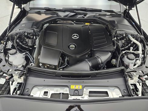 Certified 2024 Mercedes-Benz C 300 4MATIC Sedan image 16