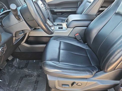Used 2021 Ford Expedition Max XLT image 17
