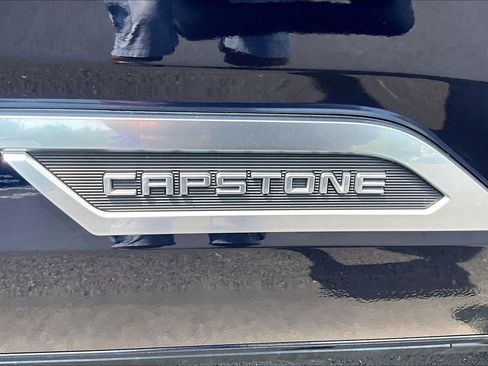 Used 2022 Toyota Tundra Capstone AWD/4WD image 8