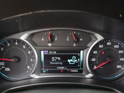 Used 2018 Chevrolet Equinox Premier FWD image 33