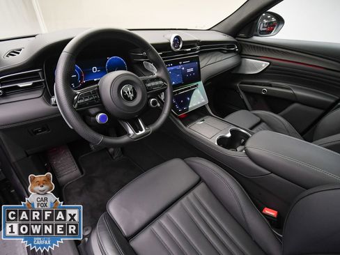 Used 2025 Maserati Grecale GT AWD/4WD image 12
