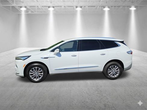 Used 2024 Buick Enclave Premium FWD image 5