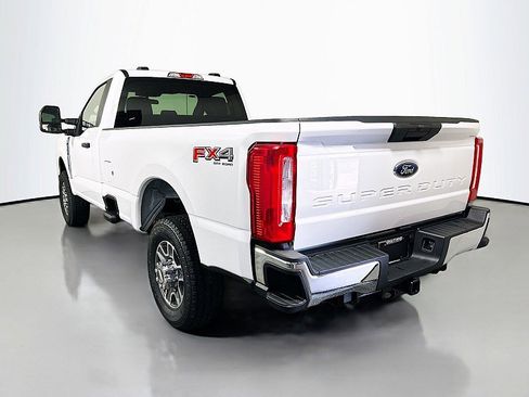 New 2025 Ford F350 XLT w/ FX4 Off-Road Package image 5