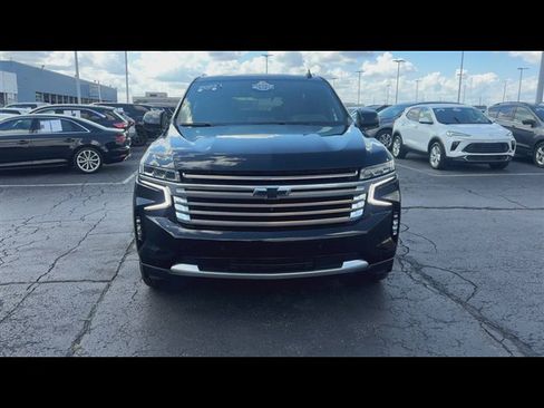 Certified 2023 Chevrolet Tahoe High Country AWD/4WD image 3