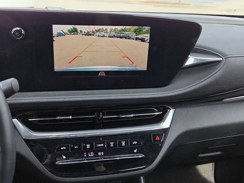 Used 2024 Buick Envista Avenir FWD image 11
