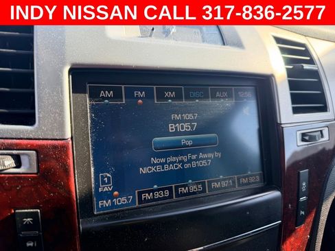 Used 2012 Cadillac Escalade ESV Luxury image 24