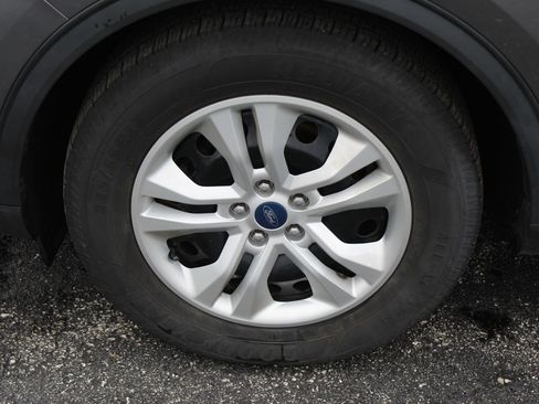 Used 2021 Ford Escape S FWD image 2
