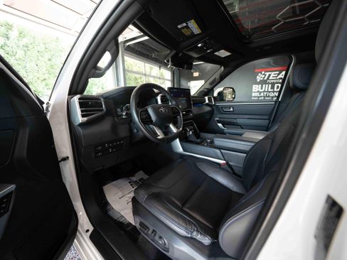 Used 2022 Toyota Tundra Platinum w/ Advanced Package AWD/4WD image 8
